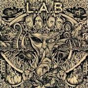 El texto musical SWEET WATER de L.A.B. también está presente en el álbum L.A.B. (2017)