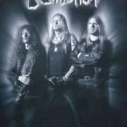 El texto musical METAL DISCHARGE de DESTRUCTION también está presente en el álbum Metal discharge (2003)