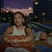 El texto musical POISON de JOY CROOKES también está presente en el álbum Skin (2021)