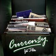 El texto musical STAY UP de CURREN$Y también está presente en el álbum Jet files (2009)