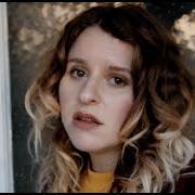 El texto musical DIFFERENT KIND OF LOVE de HANNAH GRACE también está presente en el álbum The bed you made (2019)