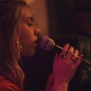 À travers les buildings