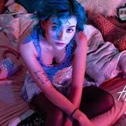 El texto musical TIED UP de KAILEE MORGUE también está presente en el álbum Here in your bedroom (2020)