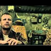 El texto musical TRYING TO STOP YOU LEAVING de DIERKS BENTLEY también está presente en el álbum Long trip alone (2006)