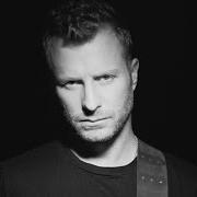 El texto musical DRUNK ON A PLANE de DIERKS BENTLEY también está presente en el álbum Riser (2014)