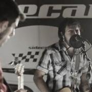 El texto musical LUZ DE GAS de SIDECARS también está presente en el álbum Cremalleras (2010)