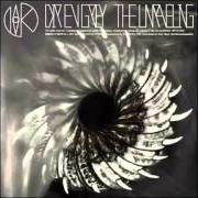 El texto musical UNKNOWN.DESPAIR.LOST de DIR EN GREY también está presente en el álbum The unraveling (2013)