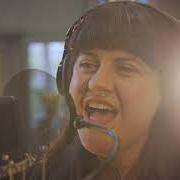 El texto musical TALK TO ME de LAURA CORTESE también está presente en el álbum Bitter better (2020)