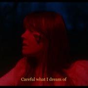 El texto musical SOLID GROUND de LXANDRA también está presente en el álbum Careful what i dream of (2021)