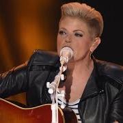 El texto musical LANDSLIDE de DIXIE CHICKS también está presente en el álbum Dcx mmxvi live (2018)