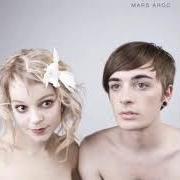 El texto musical SIDEWAYS AND SIDEWAYS de MARS ARGO también está presente en el álbum Technology is a dead bird (2009)