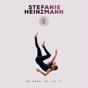El texto musical GLAD TO BE ALIVE de STEFANIE HEINZMANN también está presente en el álbum Chance of rain (2015)