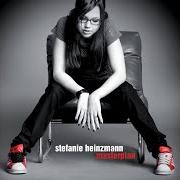 El texto musical CAN'T GET YOU OUT OF MY SYSTEM de STEFANIE HEINZMANN también está presente en el álbum Masterplan (2008)