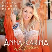 El texto musical DER HIMMEL IST NICHT WEIT FÜR UNS de ANNA-CARINA WOITSCHACK también está presente en el álbum Schenk mir den moment (2019)