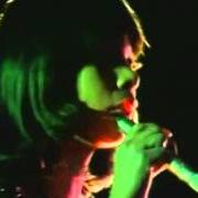 El texto musical SING ALONG (SAD SONG) de DONNA SUMMER también está presente en el álbum Lady of the night (1974)