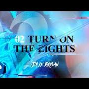 El texto musical IF YOU LOVE ME de JULIE BERGAN también está presente en el álbum Turn on the lights (2018)