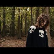 El texto musical LIGHT IT UP de MATT OX también está presente en el álbum Sweet 16 (2020)