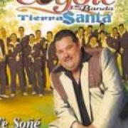 El texto musical UN BESITO de EL COYOTE Y SU BANDA TIERRA SANTA también está presente en el álbum Te soñé (2000)