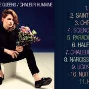 El texto musical JONATHAN de CHRISTINE AND THE QUEENS también está presente en el álbum Chaleur humaine (2014)