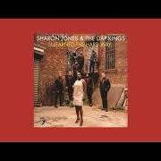 El texto musical THE GAME GETS OLD de SHARON JONES & THE DAP-KINGS también está presente en el álbum I learned the hard way (2010)