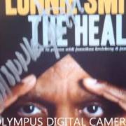 El texto musical BEEHIVE de DR. LONNIE SMITH también está presente en el álbum The healer (2012)
