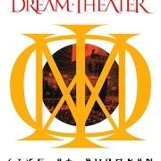 El texto musical PULL ME UNDER de DREAM THEATER también está presente en el álbum Live at budokan (2004)