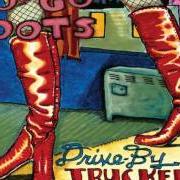 El texto musical PULASKI de DRIVE-BY TRUCKERS también está presente en el álbum Go-go boots (2011)
