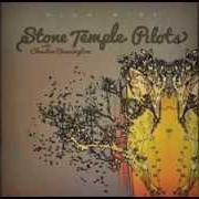 El texto musical TOMORROW de STONE TEMPLE PILOTS WITH CHESTER BENNINGTON también está presente en el álbum High rise (2013)