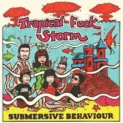 El texto musical ASPIRIN (SLIGHT RETURN) de TROPICAL FUCK STORM también está presente en el álbum Submersive behaviour (2023)