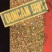 El texto musical QUIÉN PINTÓ LAS ESTRELLAS DE CARMÍN? de DUNCAN DHU también está presente en el álbum Grabaciones olvidadas (1989)