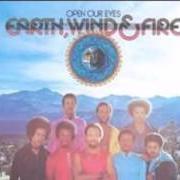 El texto musical FAIR BUT SO UNCOOL (WALKIN' IN N'AWLINS MIX) de EARTH, WIND & FIRE también está presente en el álbum Open our eyes (1973)