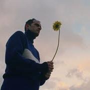 El texto musical FLOWERS de JORDAN RAKEI también está presente en el álbum Flowers (2024)