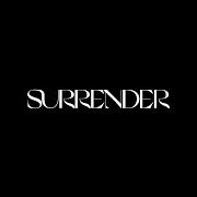 El texto musical SURRENDER de RÜFÜS DU SOL también está presente en el álbum Surrender (2021)