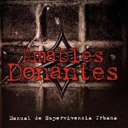 El texto musical EL MONO QUIERE SALTAR de AMABLES DONANTES también está presente en el álbum Manual de supervivencia urbana (2000)