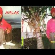 El texto musical EN UN CASSETTE de FIDEL NADAL también está presente en el álbum Amlak (2003)