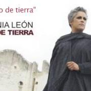 El texto musical RUMOR DE FUEGO de EUGENIA LEÓN también está presente en el álbum Puño de tierra (2008)