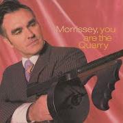 El texto musical COME BACK TO CAMDEN de MORISSEY también está presente en el álbum You are the quarry (2004)