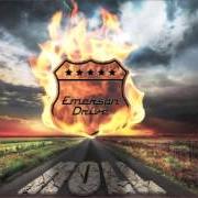 El texto musical SHE ALWAYS GETS WHAT SHE WANTS de EMERSON DRIVE también está presente en el álbum Roll (2013)