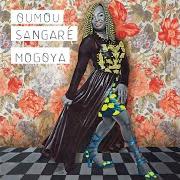 El texto musical FADJAMOU de OUMOU SANGARÉ también está presente en el álbum Mogoya (2017)