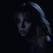 El texto musical RESTLESS MOON de MAYA HAWKE también está presente en el álbum Moss (2022)