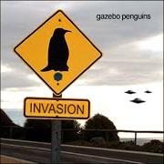El texto musical FAR WEST VACANZA de GAZEBO PENGUINS también está presente en el álbum Penguin invasion (2006)