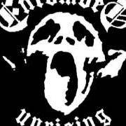 El texto musical ENLIST de ENTOMBED también está presente en el álbum Uprising (2000)