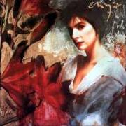 El texto musical STORMS IN AFRICA de ENYA también está presente en el álbum Watermark (1988)