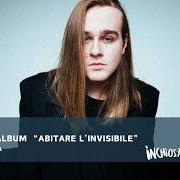 El texto musical OCCHI STANCHI de AARON también está presente en el álbum Abitare l'invisibile (2026)