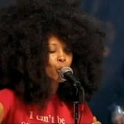 El texto musical NEXT LIFETIME de ERYKAH BADU también está presente en el álbum Live (1997)