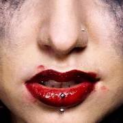 El texto musical THE DAY I LEFT THE WOMB de ESCAPE THE FATE también está presente en el álbum Dying is your latest fashion (2006)