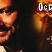 El texto musical UN UOMO de EUGENIO FINARDI también está presente en el álbum Occhi (1996)
