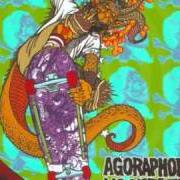 El texto musical ALCOHOLOCAUST de AGORAPHOBIC NOSEBLEED también está presente en el álbum Split w/ total fucking destruction (2007)