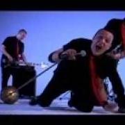 El texto musical PENSO A TE de FFD también está presente en el álbum Kuore ribelle (2006)