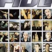 El texto musical LET'S DANCE (RADIO EDIT) de FIVE también está presente en el álbum Greatest hits (2002)
